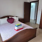 Stop! Book Now 3 Bedroom Large In Apartment *