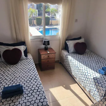 Stop! Book Now 3 Bedroom Large In Apartment Voroklini