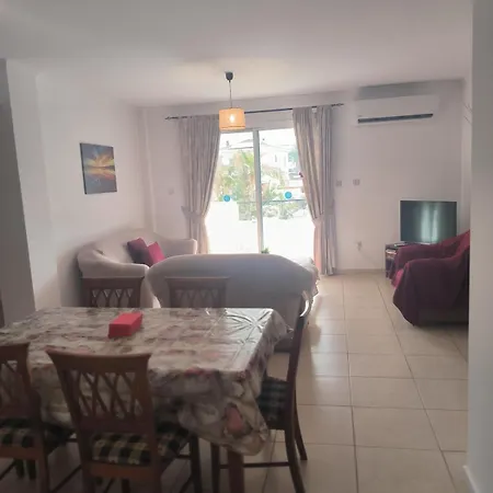 Lägenhet Stop! Book Now 3 Bedroom Large In